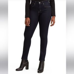 Levi Mid-Rise Skinny Dark Wash Jeans